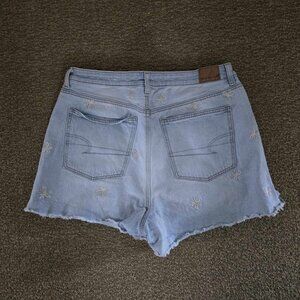 American Eagle AE MOM Flower Jean Shorts Size 16